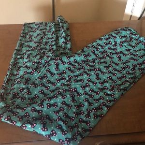 Lularoe bow leggings